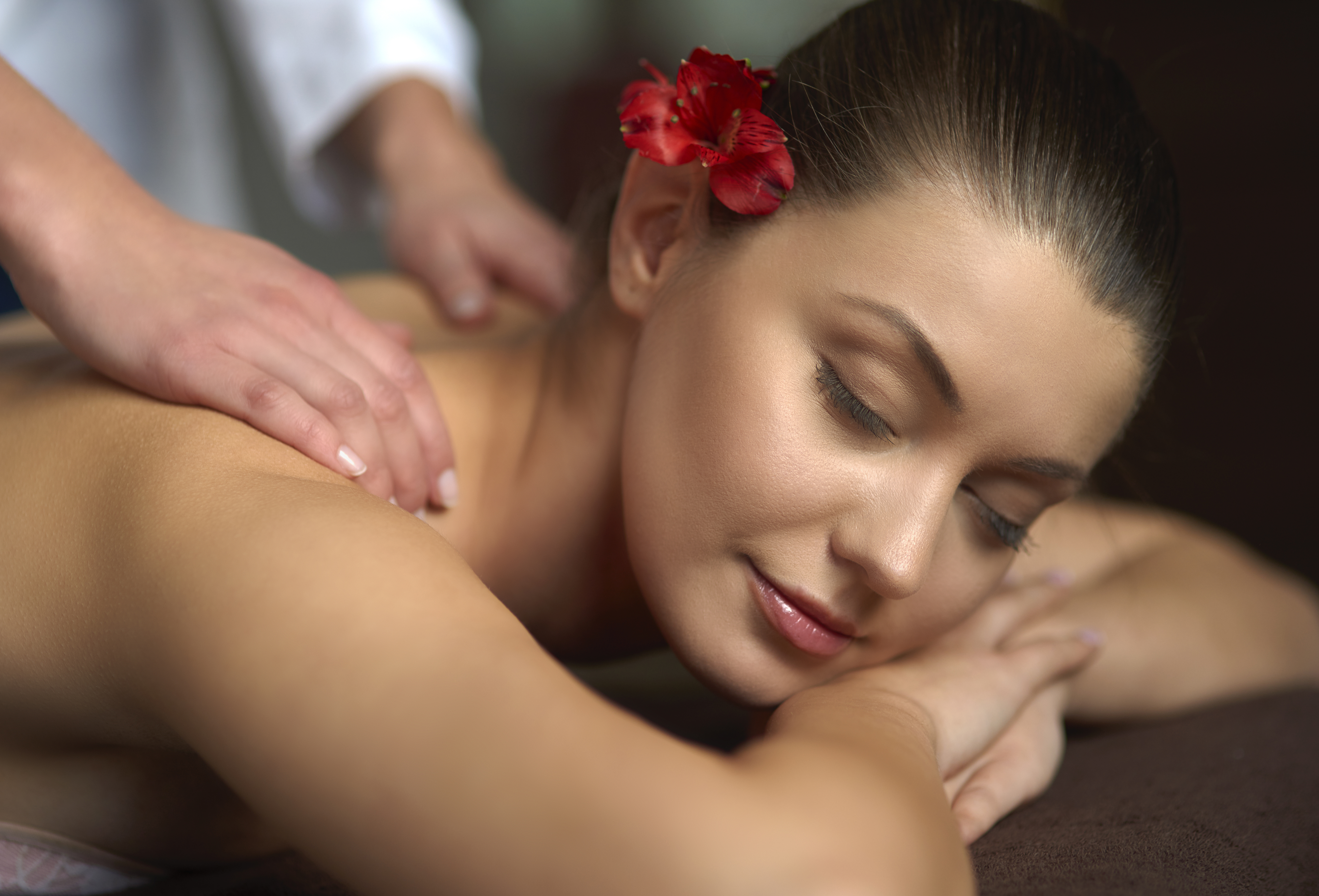 Female to male Body Massage Centre in chennai